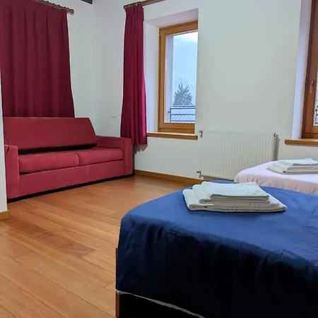 La Casa Del Popolo Pensionat 3*