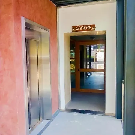 La Casa Del Popolo Pensionat *