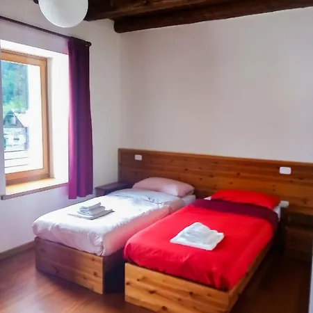 La Casa Del Popolo Maison d'hôtes