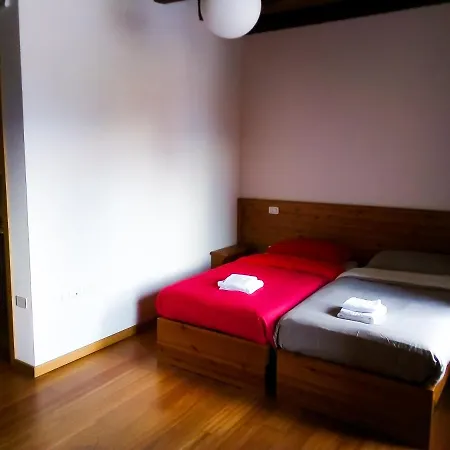 La Casa Del Popolo Pensionat *
